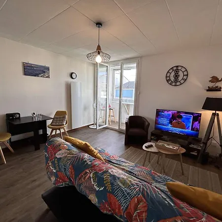Moderne Avec Balcon Proche - Fr-1-224c-366 *